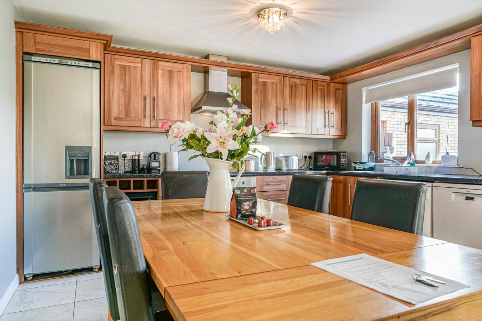 3 Bed House, Quiet Location Close To Bangor Esterno foto